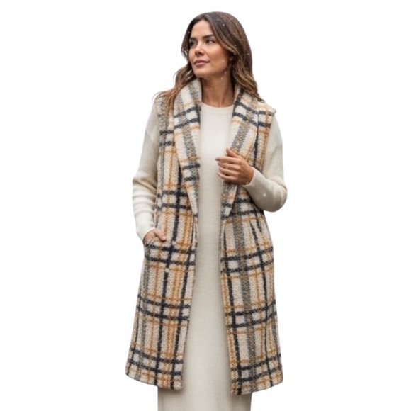 New York Clothing Co. Jackets & Blazers - NWT New York Clothing Co. Plaid Sherpa Vest | Soft Fuzzy Check Print 1X